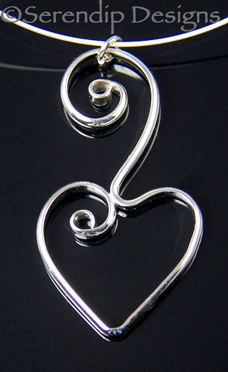 Großer Silber Herz Anhänger, Spiral Argentium Halskette Sn37 Großer Silber Herz Anhänger, Spiral Argentium Halskette Sn37 von SerendipDesignsJewel