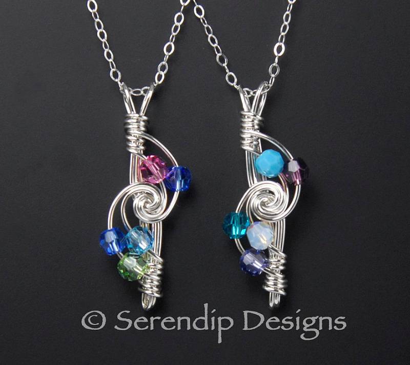 Mütter Halskette Sterling Silber Fünf Kristall Birthstones Großmütter Benutzerdefiniert 5 Birthstone Halskette, Argentium Anhänger Mütter Halskette Sterling Silber Fünf Kristall Birthstones Großmütter Benutzerdefiniert 5 Birthstone Halskette, Argentium Anhänger von SerendipDesignsJewel