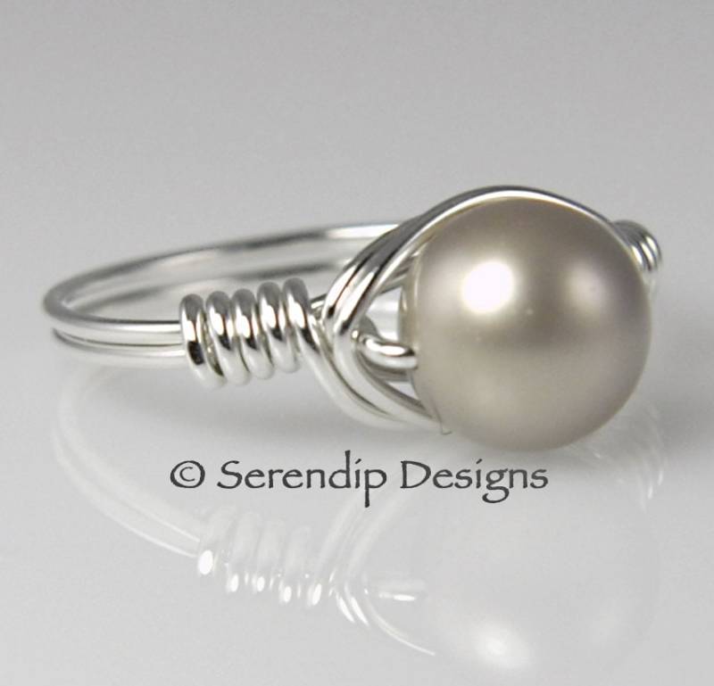 sterling Silber Platin Perle Solitär Ring, Argentium Swarovski Crystal Pearl Benutzerdefinierte Ring sterling Silber Platin Perle Solitär Ring, Argentium Swarovski Crystal Pearl Benutzerdefinierte Ring von SerendipDesignsJewel