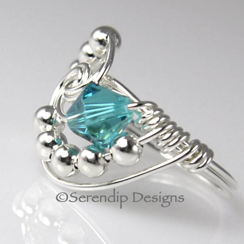 sterling Silber Swarovski Blue Zirkon Draht Umwickelt, Crystal Galaxy Argentium Ring, Spiralring sterling Silber Swarovski Blue Zirkon Draht Umwickelt, Crystal Galaxy Argentium Ring, Spiralring von SerendipDesignsJewel