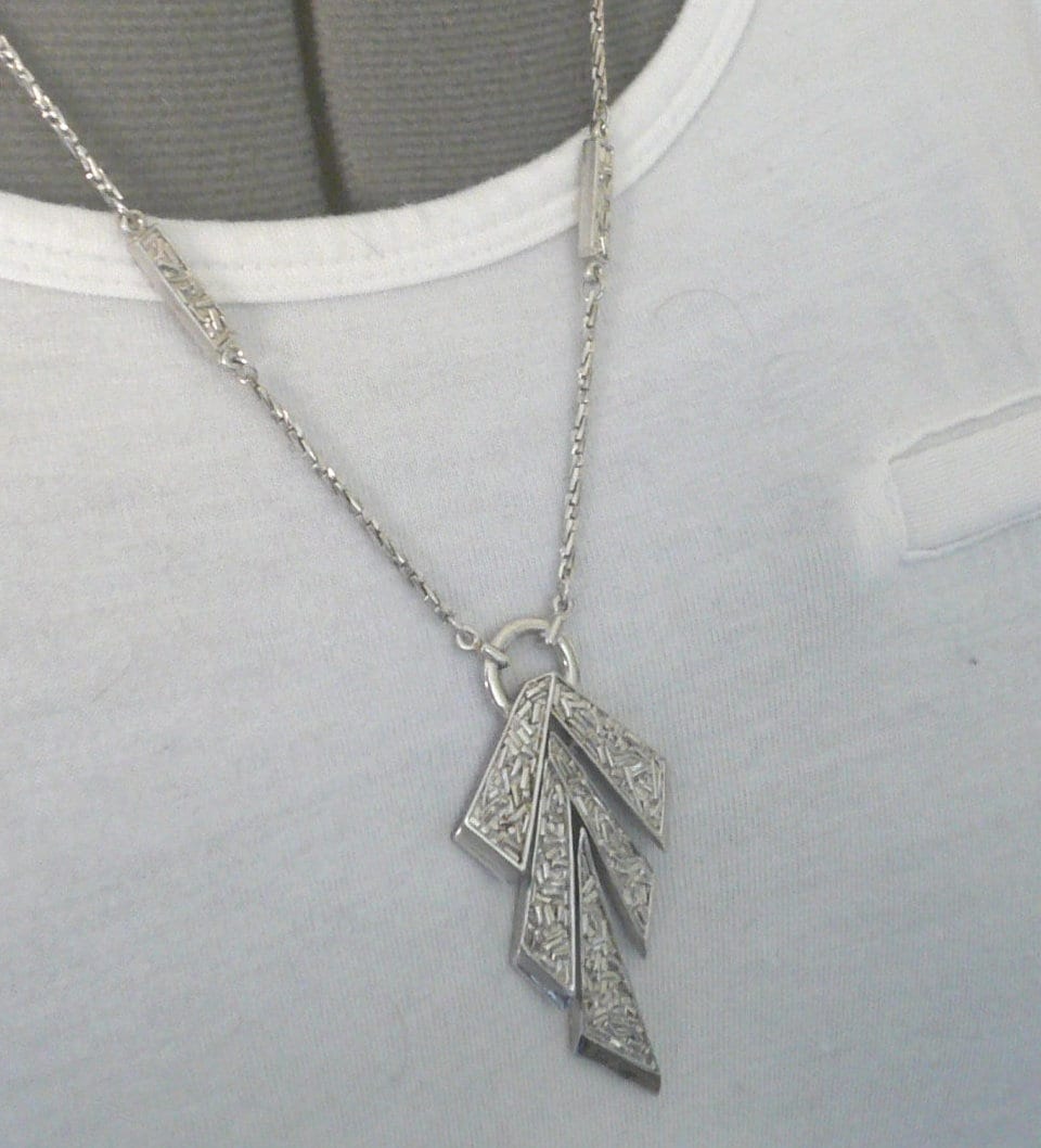 Vintage Silber Trifari Halskette - Dreiecke Vintage Silber Trifari Halskette - Dreiecke von SerendipityUnlimited