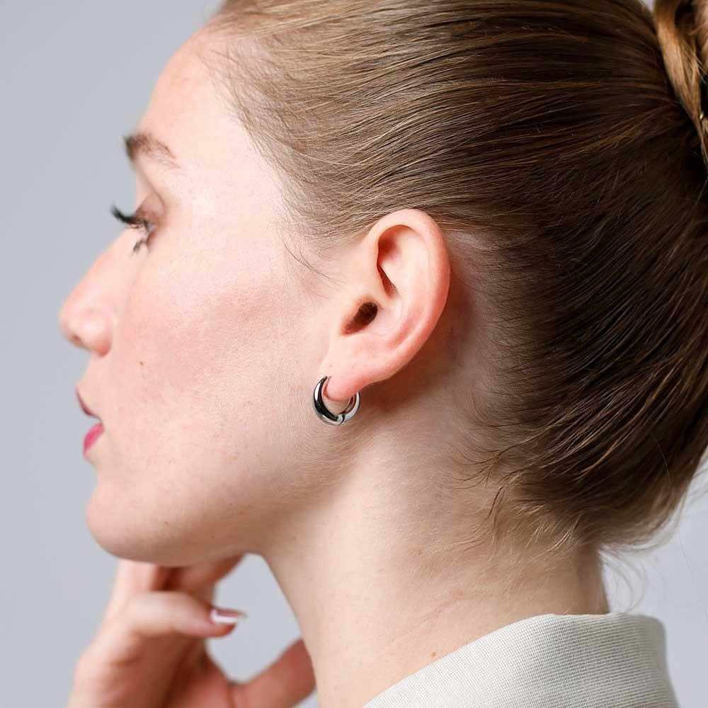 Leichte Und Robuste Damen Edelstahlcreolen in Zwei Farben von SergioEngeljewelry