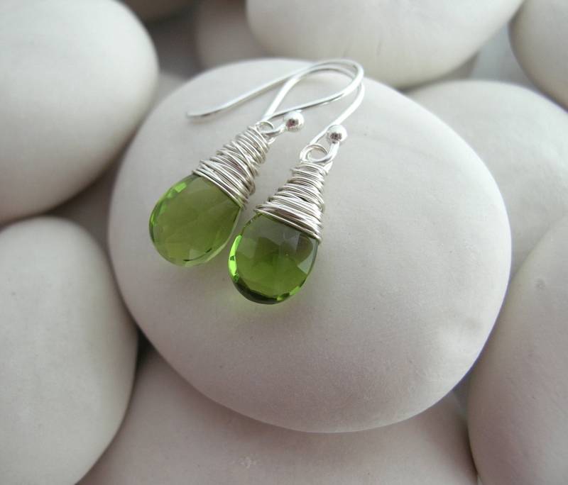 Peridot-Quarz-Tropfen-Ohrringe Peridot-Quarz-Tropfen-Ohrringe von SerinShop