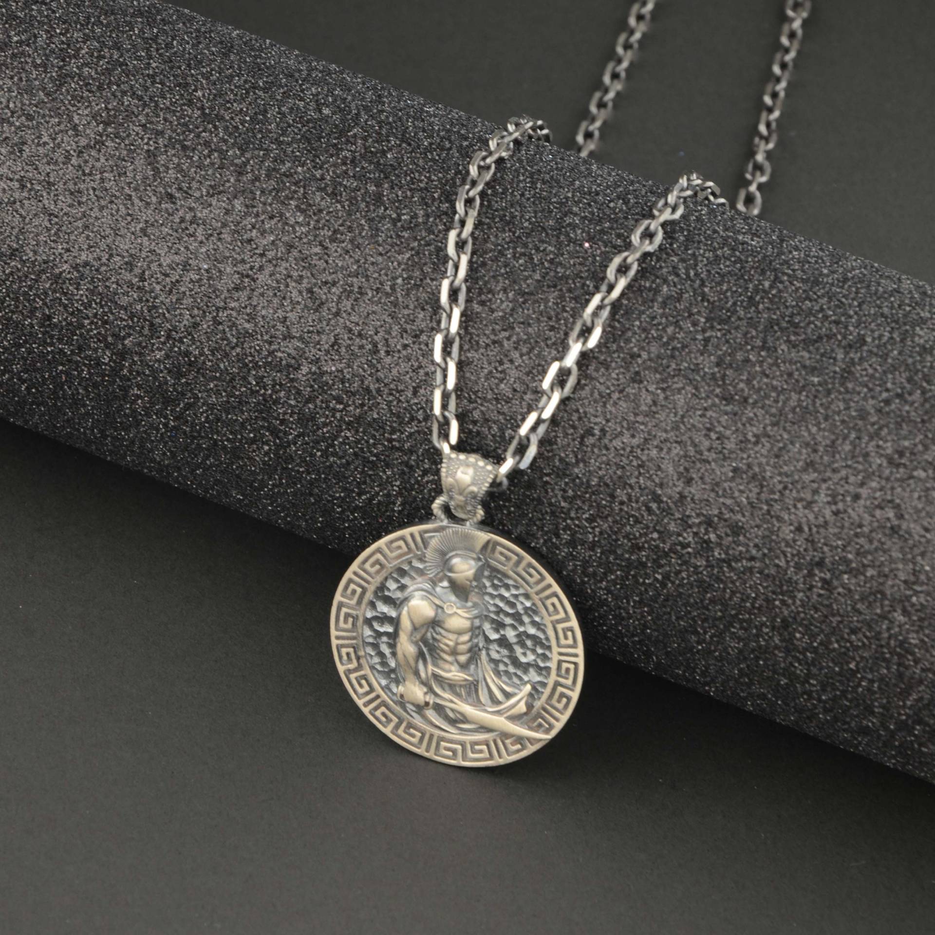 Silber Spartan Krieger Halskette, Halskette Für Männer, Namen Personalisierte Geschenk Ihn, Halsketten, Vatertagsgeschenk von ServetJewelleryStore