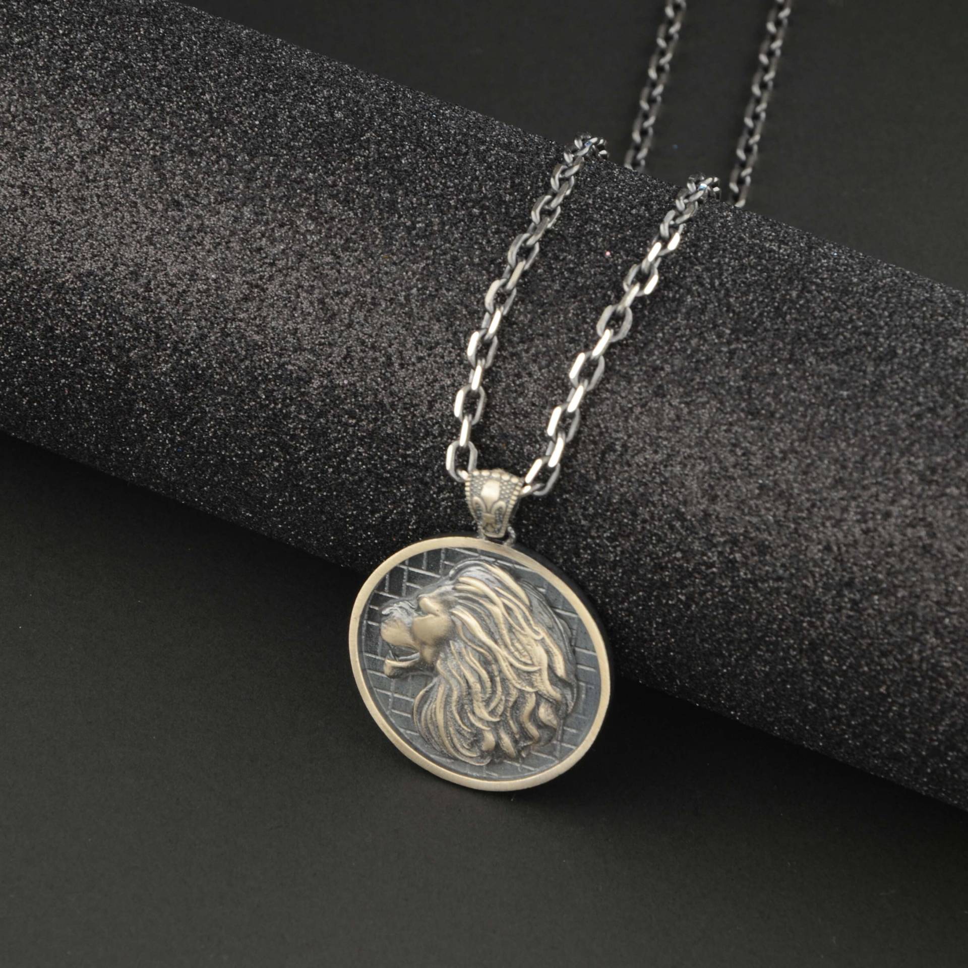 sterling Silber Löwenkopf Halskette, Löwen Löwe Geschenk Für Ihn, Halsketten, Personalisierte Namenskette, Sale von ServetJewelleryStore