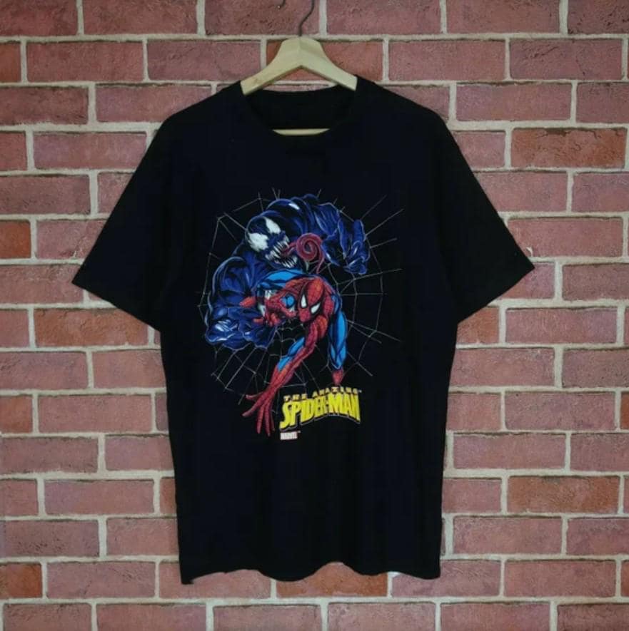 Vintage 90Er Jahre Spiderman T-Shirt, Spider-Man Shirt, Superheld Liebhaber Retro Familie Spinnen Shirt von SessSama