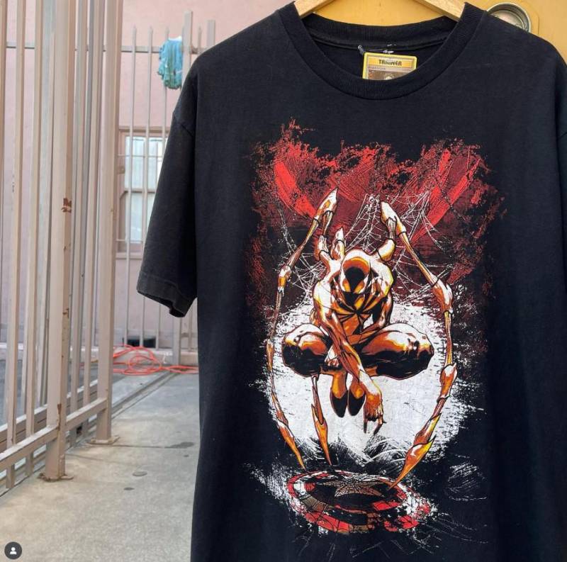 Vintage 90Er Jahre Spiderman T-Shirt, Spider-Man Shirt, Superheld Liebhaber Retro Familie Spinnen Shirt von SessSama