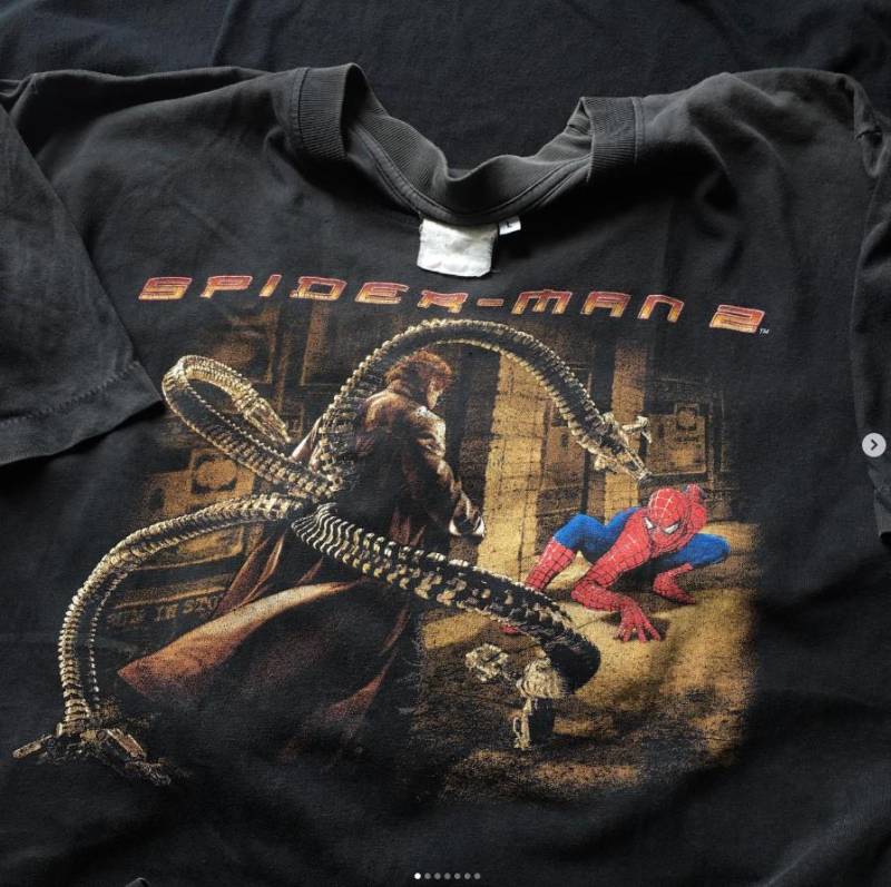 Vintage 90Er Jahre Spiderman T-Shirt, Spider-Man Shirt, Superheld Liebhaber Retro Familie Spinnen Shirt von SessSama