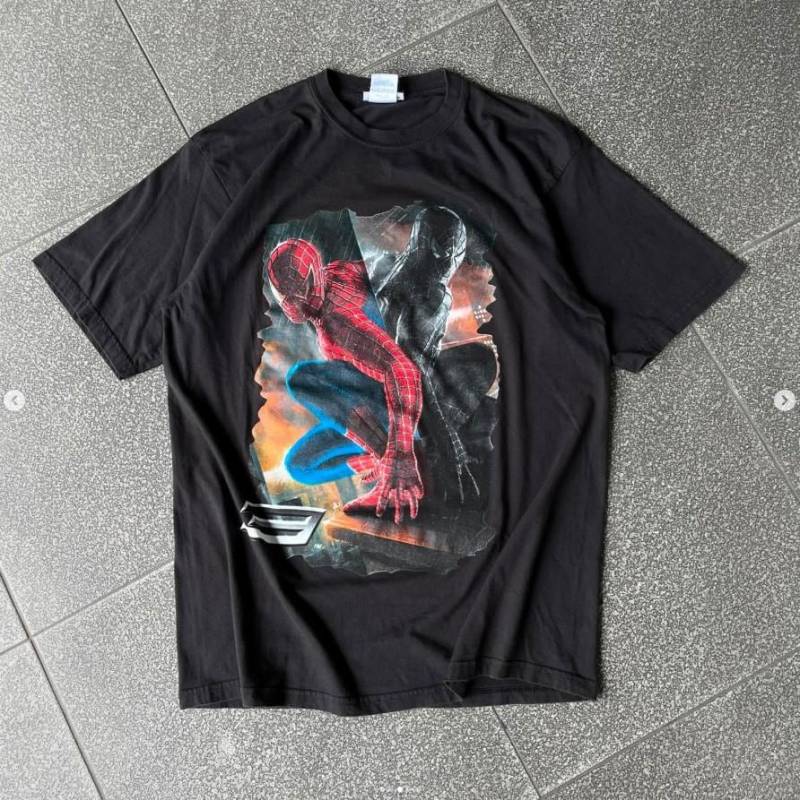 Vintage 90Er Jahre Spiderman T-Shirt, Spider-Man Shirt, Superheld Liebhaber Retro Familie Spinnen Shirt von SessSama