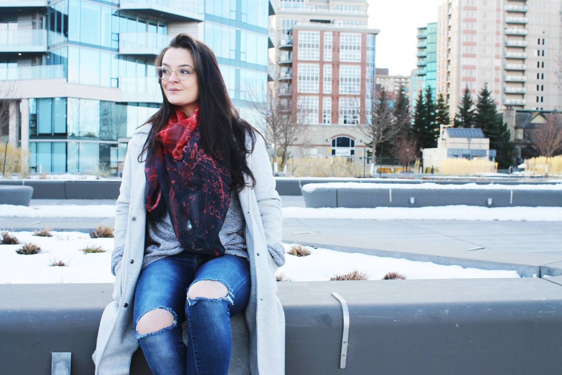 Red Abstract - Mega Wrap von SetaInk