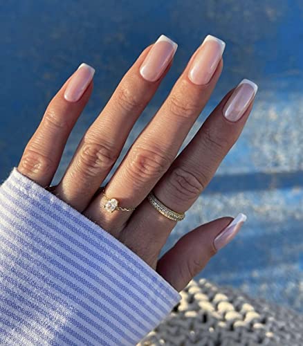 Sethexy Kurze Quadratische Falsche Nägel Französische Press on Nails 24Pcs Acryl Nägel zum Aufkleben für Frauen und Mädchen Sethexy Kurze Quadratische Falsche Nägel Französische Press on Nails 24Pcs Acryl Nägel zum Aufkleben für Frauen und Mädchen von Sethexy
