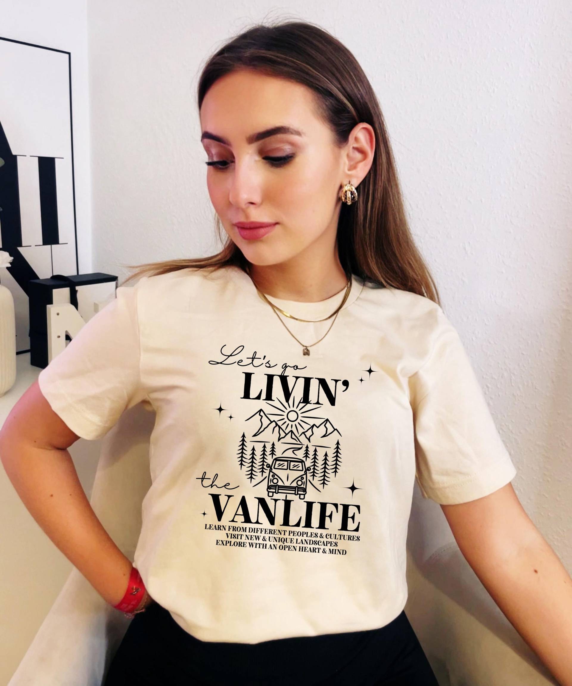 Vanlife T-Shirt Wohnwagen Vw Bus Shirt Abenteuer Camper Bulli Mamashirt - 100% Baumwolle, S-2xl von SevenHeavenApparel
