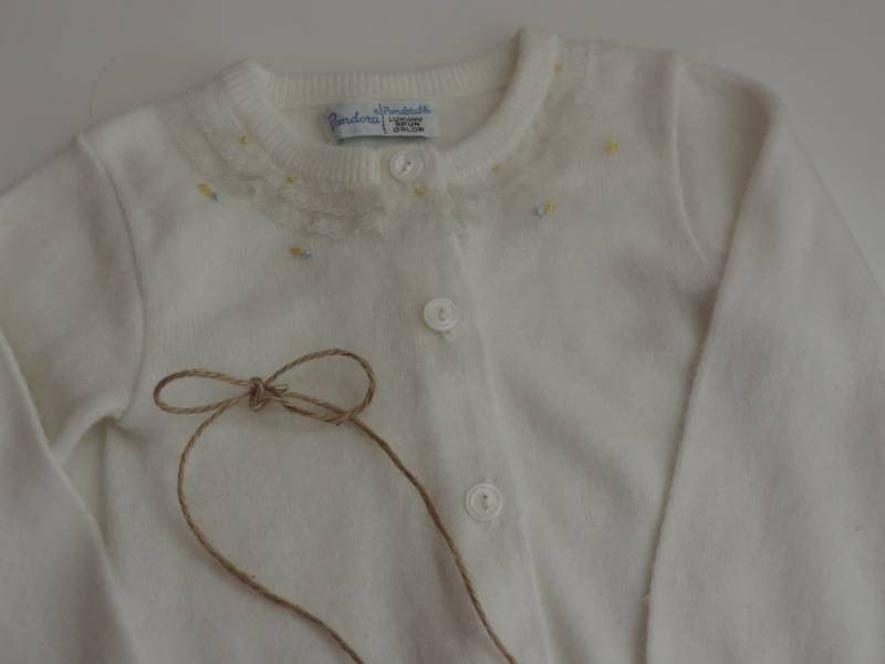 Vtg Kleinkind Pullover Pandora Mid Century Weiß Baby Mädchen Strickjacke von SevenSeven52Vintage