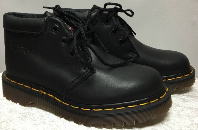 Vintage Dr.martens 3 Eyelet Boots Vintage Dr.martens 3 Eyelet Boots von Seventystore