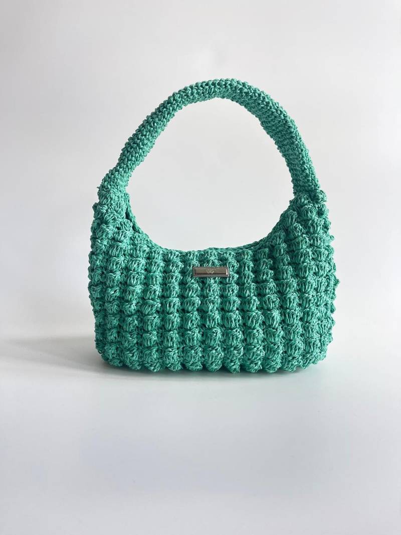 Handmade Crocheted Raffia Bag With Magnetic Closure - Multiple Colors von SevgisHandmade