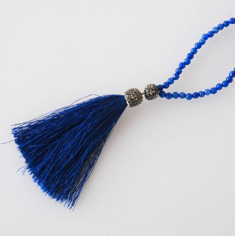 Blaue Jade Edelstein Halskette Seide Quaste & Pyrit Stein von SevimsDesign