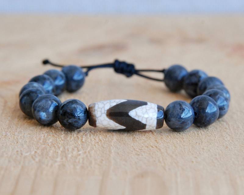 Spektrolit Edelstein Armband, Nepal Perlen, Makramee, Unisex Geschenk von SevimsDesign