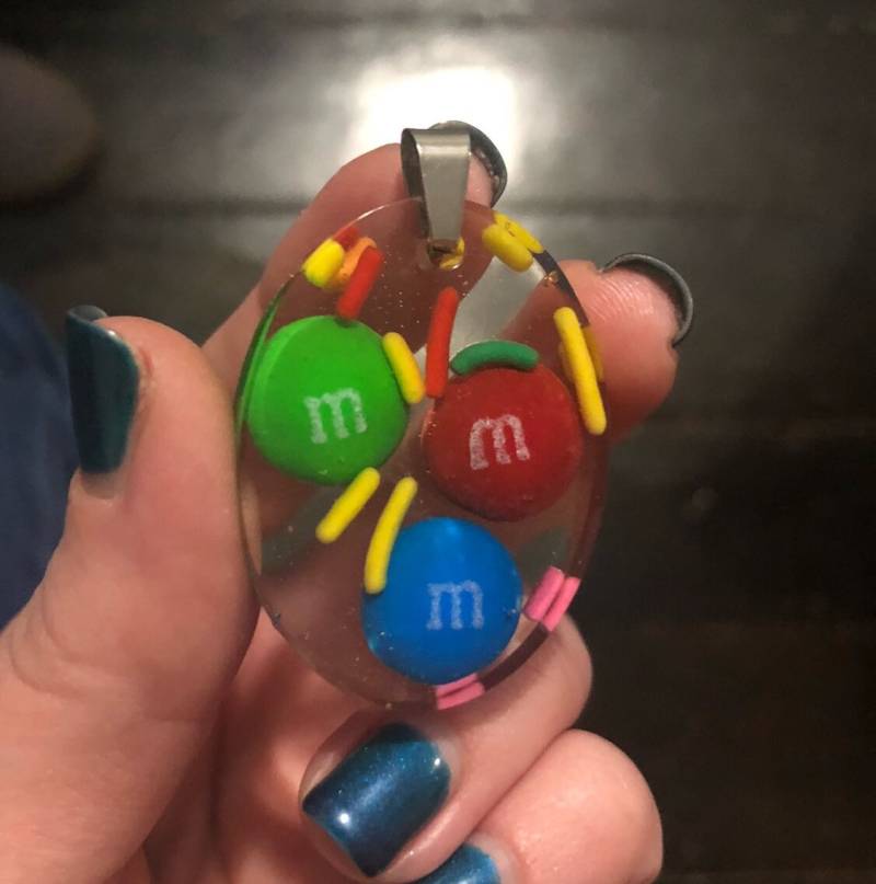 Ewige Süßigkeiten Harz Anhänger Ewige Süßigkeiten Harz Anhänger von SewHeavy