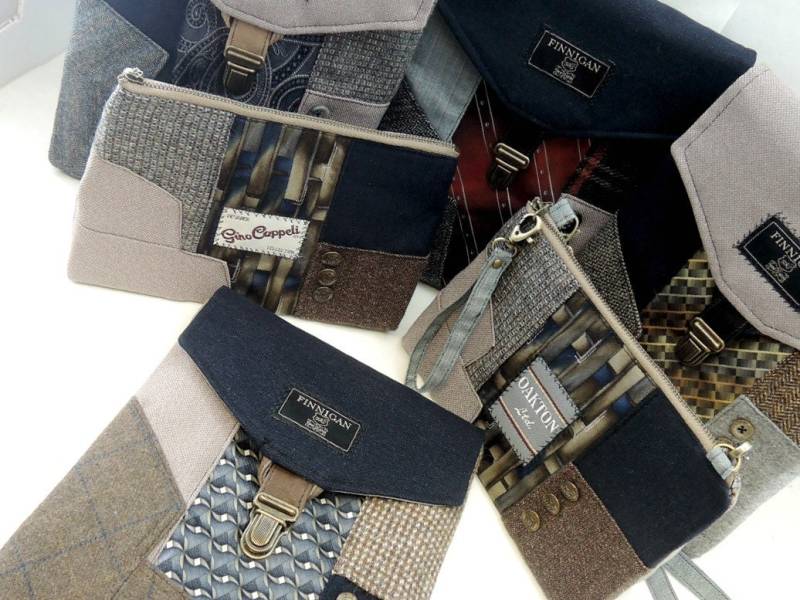 Erinnerungsgeschenk, Erinnerungstasche, Individuell Angefertigter Erinnerungsartikel Aus Dem Anzugmantel Oder Der Kleidung Ihrer Lieben von SewMuchStyle