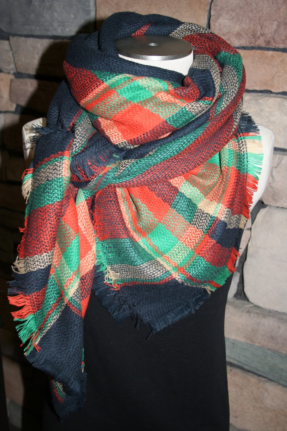 Karo Tartan Tuch Dunkelblau Orange Schal Christams Geschenk Schals Zara Stil 2014 Blogger Favoriten-Monogramming Karo Tartan Tuch Dunkelblau Orange Schal Christams Geschenk Schals Zara Stil 2014 Blogger Favoriten-Monogramming von SewPriorAttireMitten