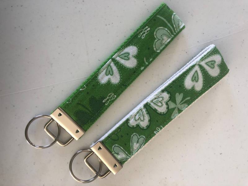 Kleeblatt Schlüsselanhänger Armband Kleeblatt Schlüsselanhänger Armband von SewXcited