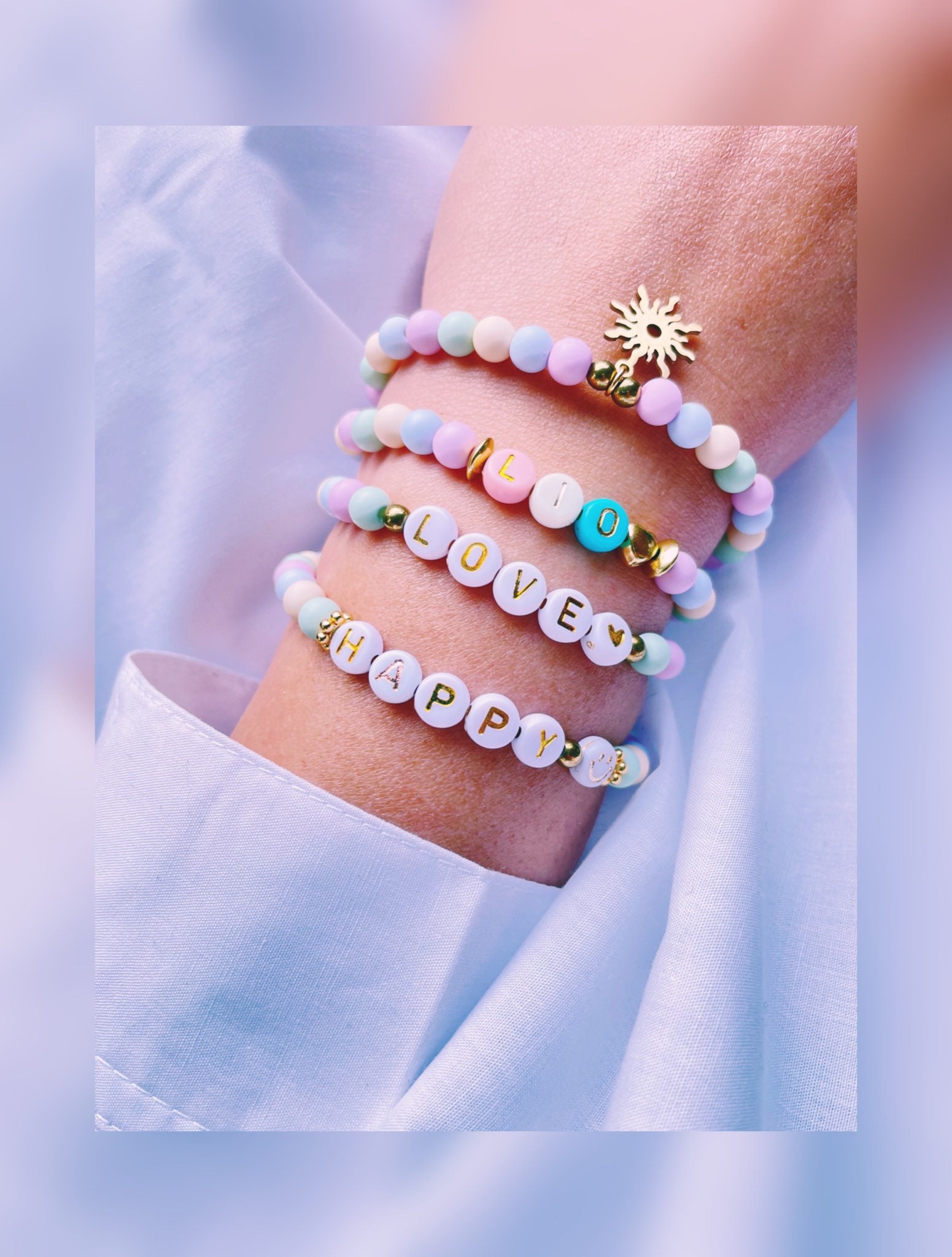 Armband Initialen Namensarmband Sonne Love Happy |Freundschaftsarmband|Muttertagsgeschenk|Geschenkidee|Armband Personalisiert von SewandprintbyAnita