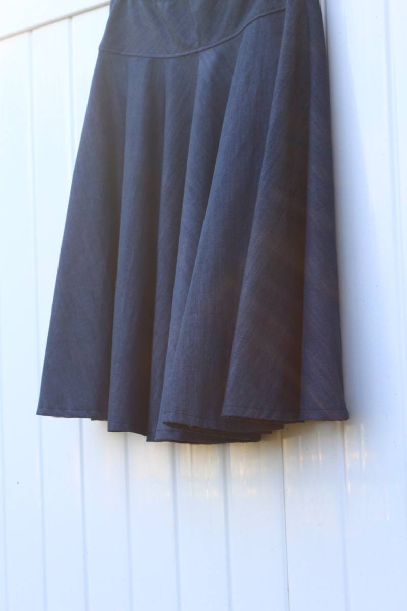 Chambray Tellerrock Maßgeschneiderter Indigo Leichter Fall Chambray Tellerrock Maßgeschneiderter Indigo Leichter Fall von SewingBySelena