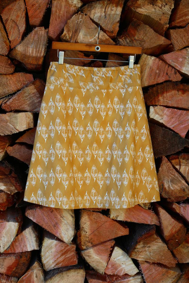 Herbst Goldblatt A-Linien Rock Im Boho Stil Herbst Goldblatt A-Linien Rock Im Boho Stil von SewingBySelena