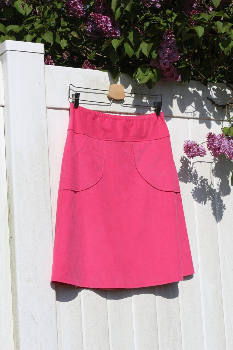 Pink Cord A-Linien Rock Custom Fit Mit Taschen Pink Cord A-Linien Rock Custom Fit Mit Taschen von SewingBySelena