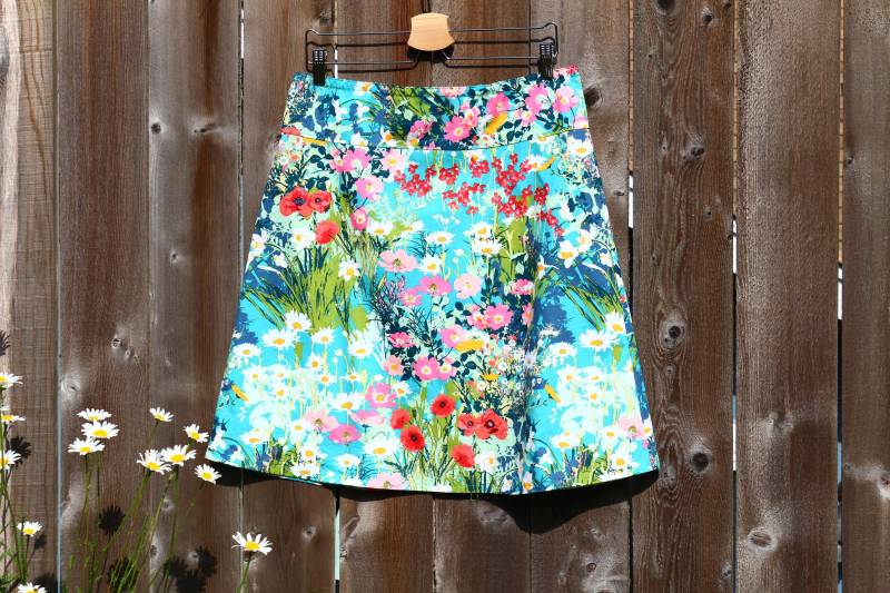 Wildblumen A-Line Rock Benutzerdefinierter Blumendruckrock von SewingBySelena