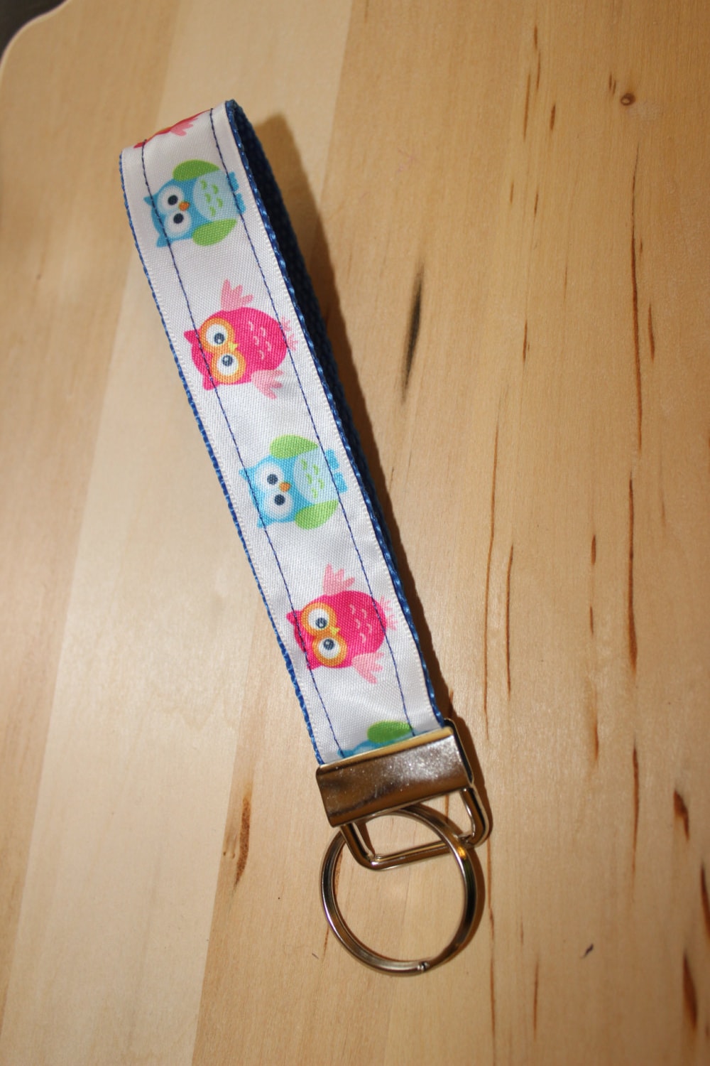 Blaue Eule Mehrfarbiger Keychain/Schlüsselanhänger/Armband von Sewmanydeals