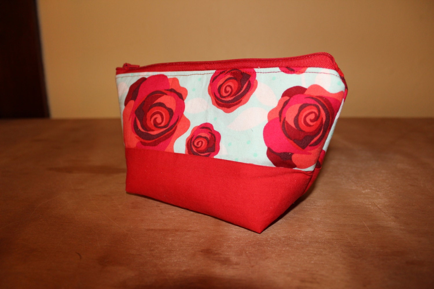 Kleine Türkis Rosa Breiten Mund Kosmetik-Täschchen von Sewmanydeals