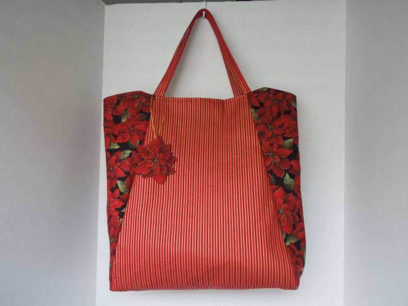 Schöne, Erweiterbar-Weihnachten-Tasche von Sewmemineboutique