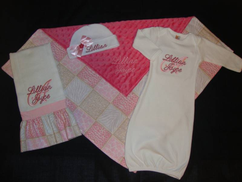 Baby Mädchen 4 Stück Take Home Set - Rosa Minky Und Animal Print Flanell Dusche-Geschenk von SewnFromTheHeart4U