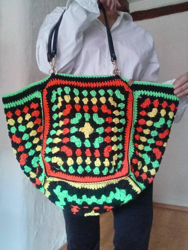 Gehäkelte Oma Quadrat Einkaufstasche Boho Baumwollumhängetasche von SfkHandmadecrochet
