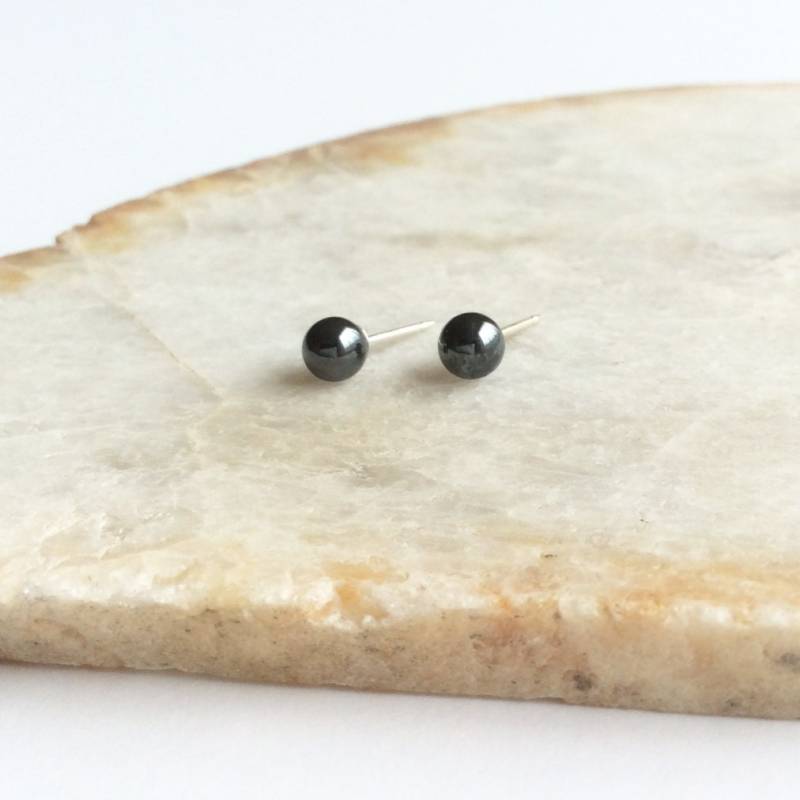 Hämatit Ohrstecker 4 Mm, Graue Ohrringe, Schmuck, Ohrstecker, Gse24 von SforSparkleShop