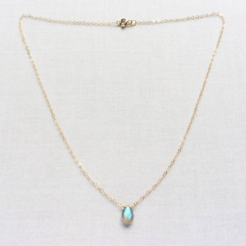 Labradorit Halskette, Kleine Schmuck, Labradorit, Winzige Stein Kristall, Gn17 Labradorit Halskette, Kleine Schmuck, Labradorit, Winzige Stein Kristall, Gn17 von SforSparkleShop