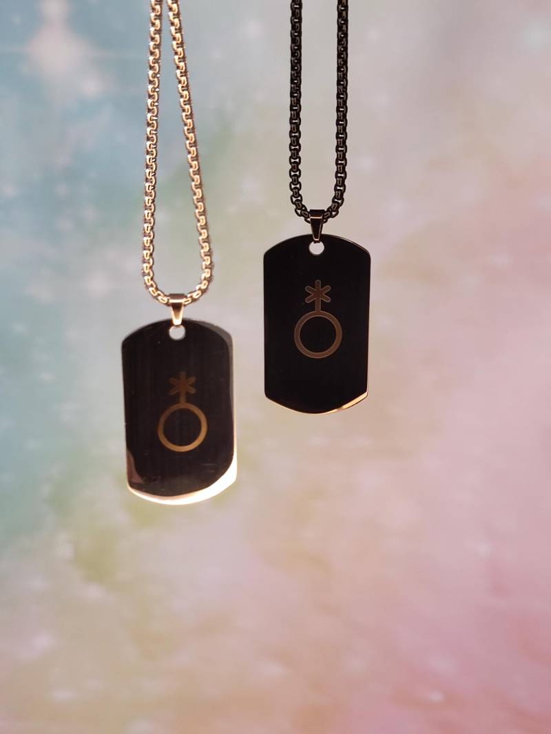 Ab 13, 90 Eur| Edelstahl-Halskette Mit Nonbinary-Dogtag in Silber Oder Schwarz von ShadowBloomCrafts