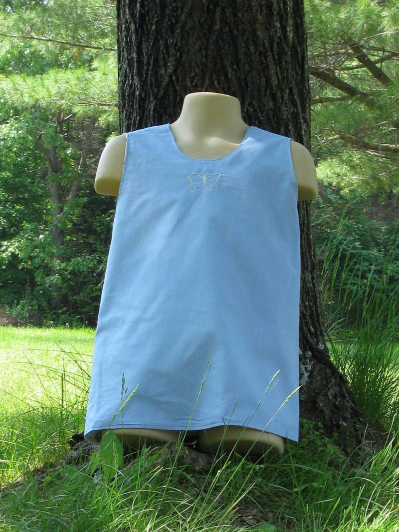 Wendepullover Kleinkind in Creme Mit Blümchen Und Blau von ShahanRose