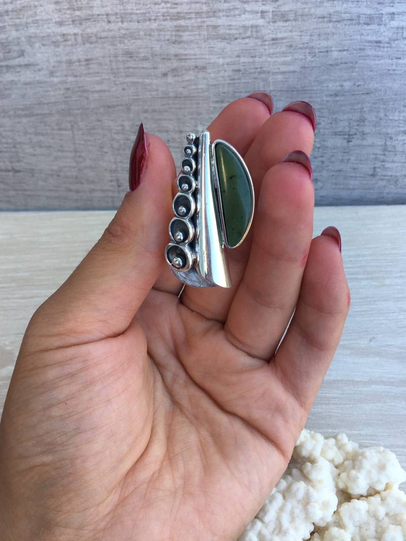 Grüne Jade Ring Sterling Silber Verstellbare Ringe Für Frauen, Grüner Edelstein Großer Klobiger Gemacht in Armenien Schmuck Geschenk von ShahinianJewelry