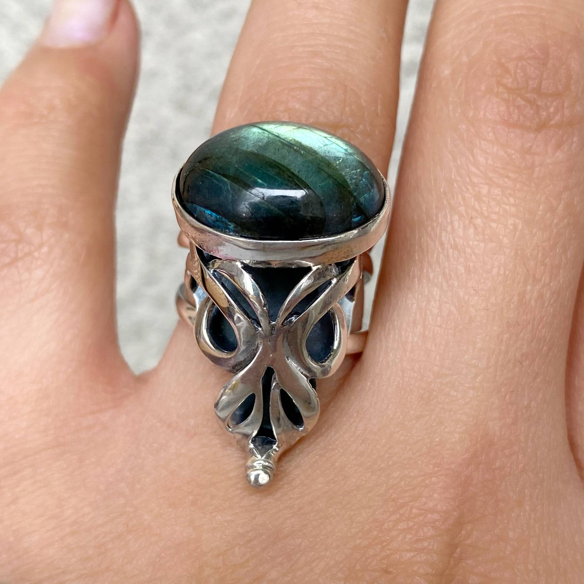 Regenbogen Labradorit Ring Silber 925 Für Frauen Verstellbarer Ring, Blau Grüner Stein Kristall Ungewöhnlich Made in Armenien von ShahinianJewelry
