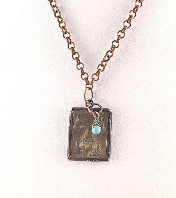 Budda Relikt Halskette Mit Türkis Akzent Auf Kupfer, Silber, Olivgrün, Oder Schwarz Kette. Boho Chic, Budda, Rustikal, Spirituell, Layering von ShalomJewelry