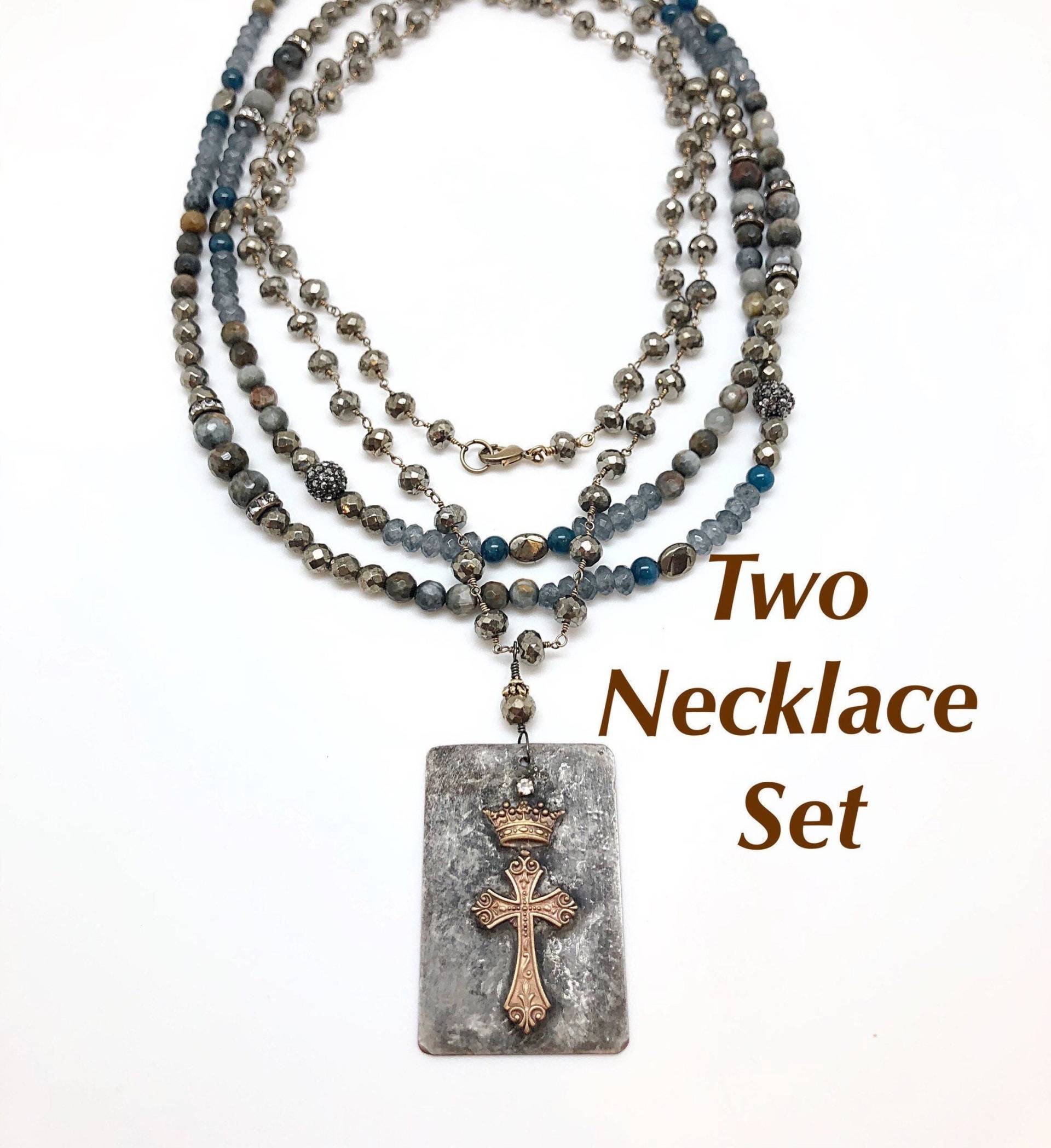 Cz Kreuz Und Kronenanhänger Im 2-Er Halsketten-Set, Pyrit-Rosenkranz - Perlenketten-Set Mit Kreuzkronenanhänger, 2-Schichtungsketten von ShalomJewelry