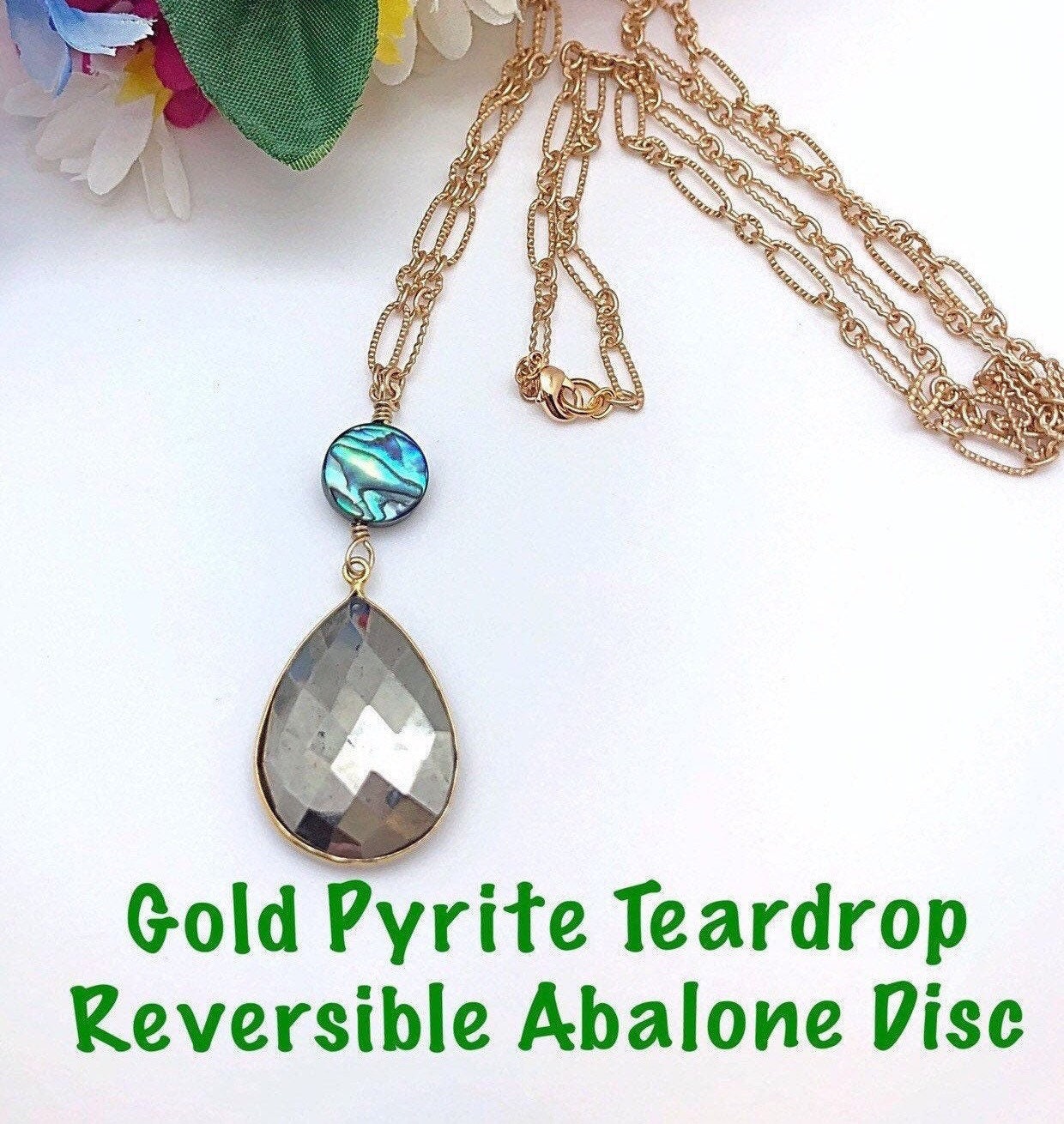 Große Gold Pyrit Und Abalone Anhänger Halskette, Reversible Lange Goldpyrit Ohrringe, Set Aus von ShalomJewelry