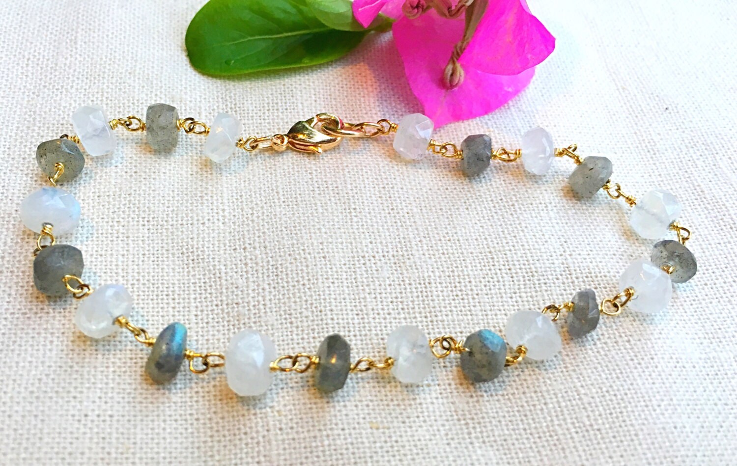 Labradorit Und Regenbogen Mondstein Hand Verdrahtetes Armband, Zierliche Kettenarmband, Kettenarmband von ShalomJewelry