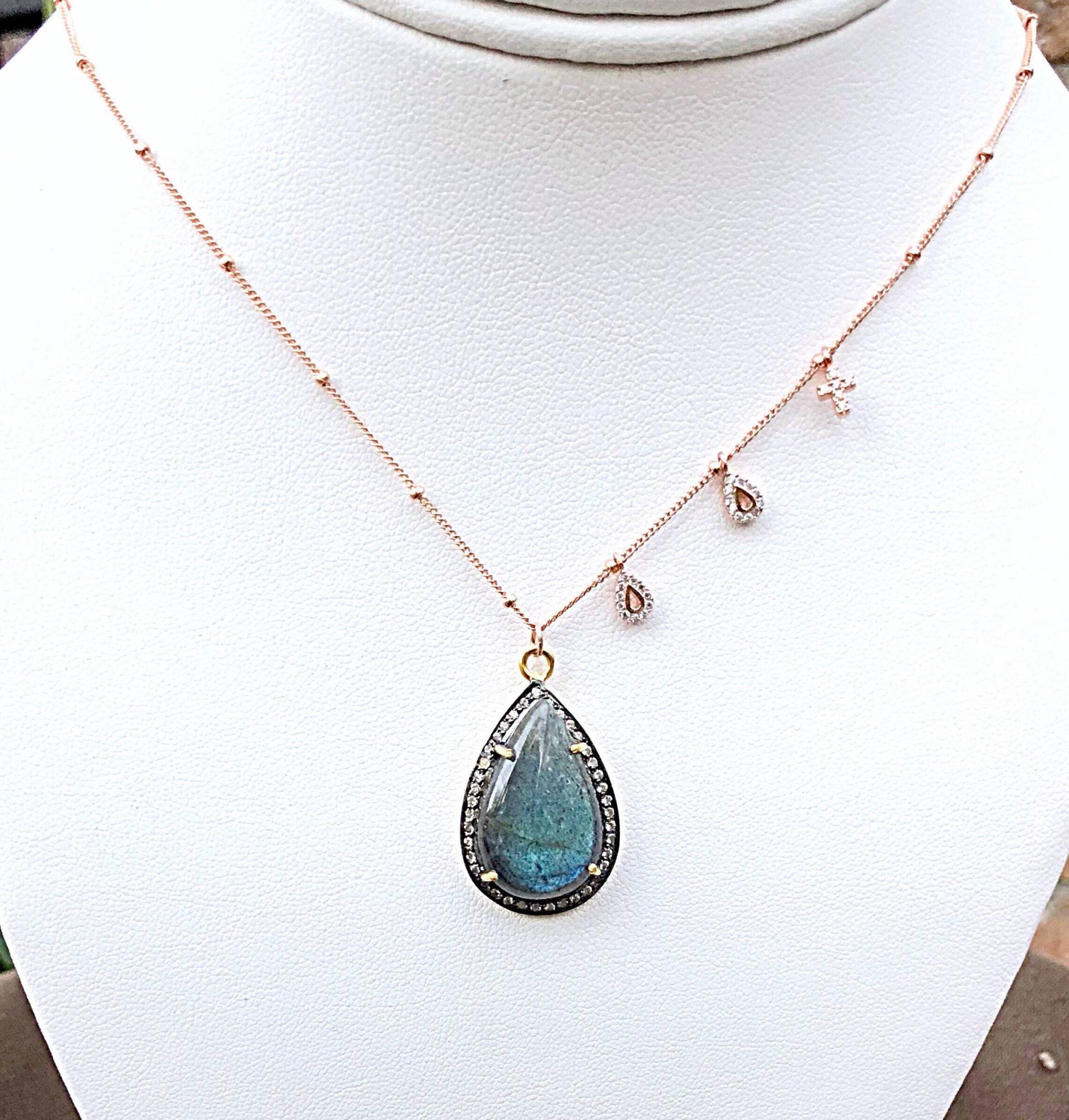 Pave Pear Blue Labradorit Halskette Roségold Satelliten Kette, Kreuz Akzent Halskette, Muttertag von ShalomJewelry