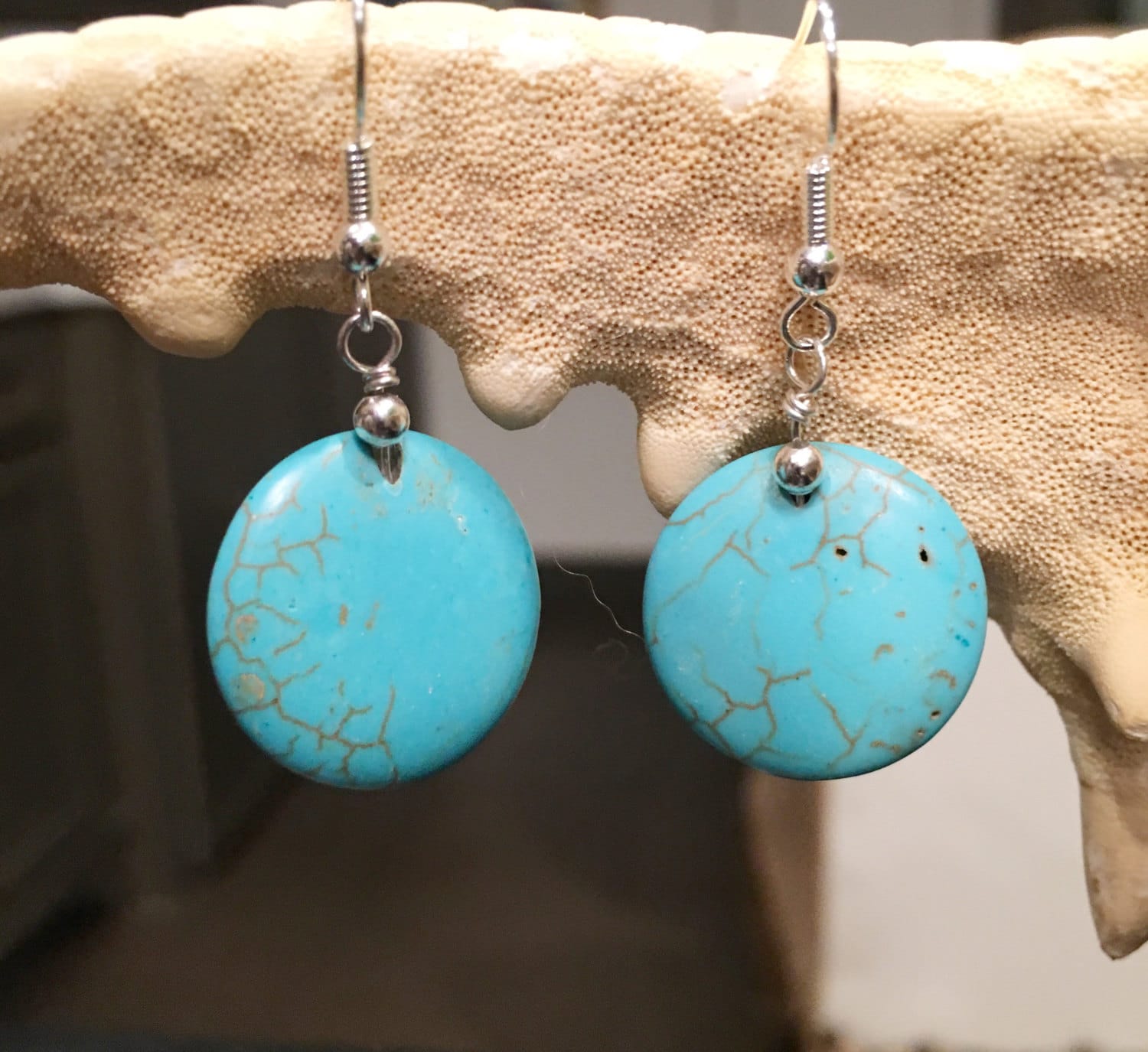 Runde Türkis Ohrringe, Baumeln Schmuck, Kleine Lässige Ohrringe von ShalomJewelry