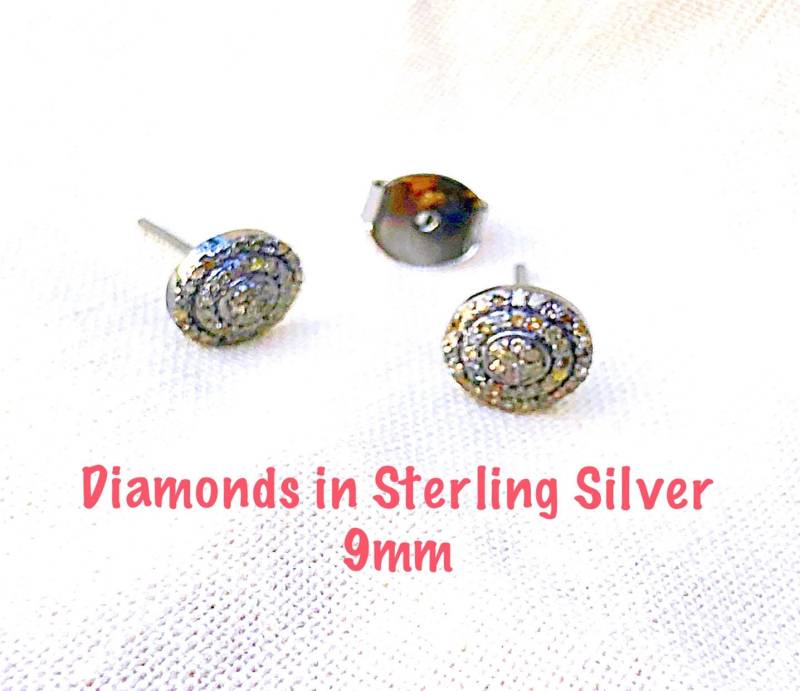 Sale Atemberaubende Runde Diamant 9mm Oxidierte Ohrstecker, Verkauf Herren Pave Verkaufsqualität Ohrstecker von ShalomJewelry