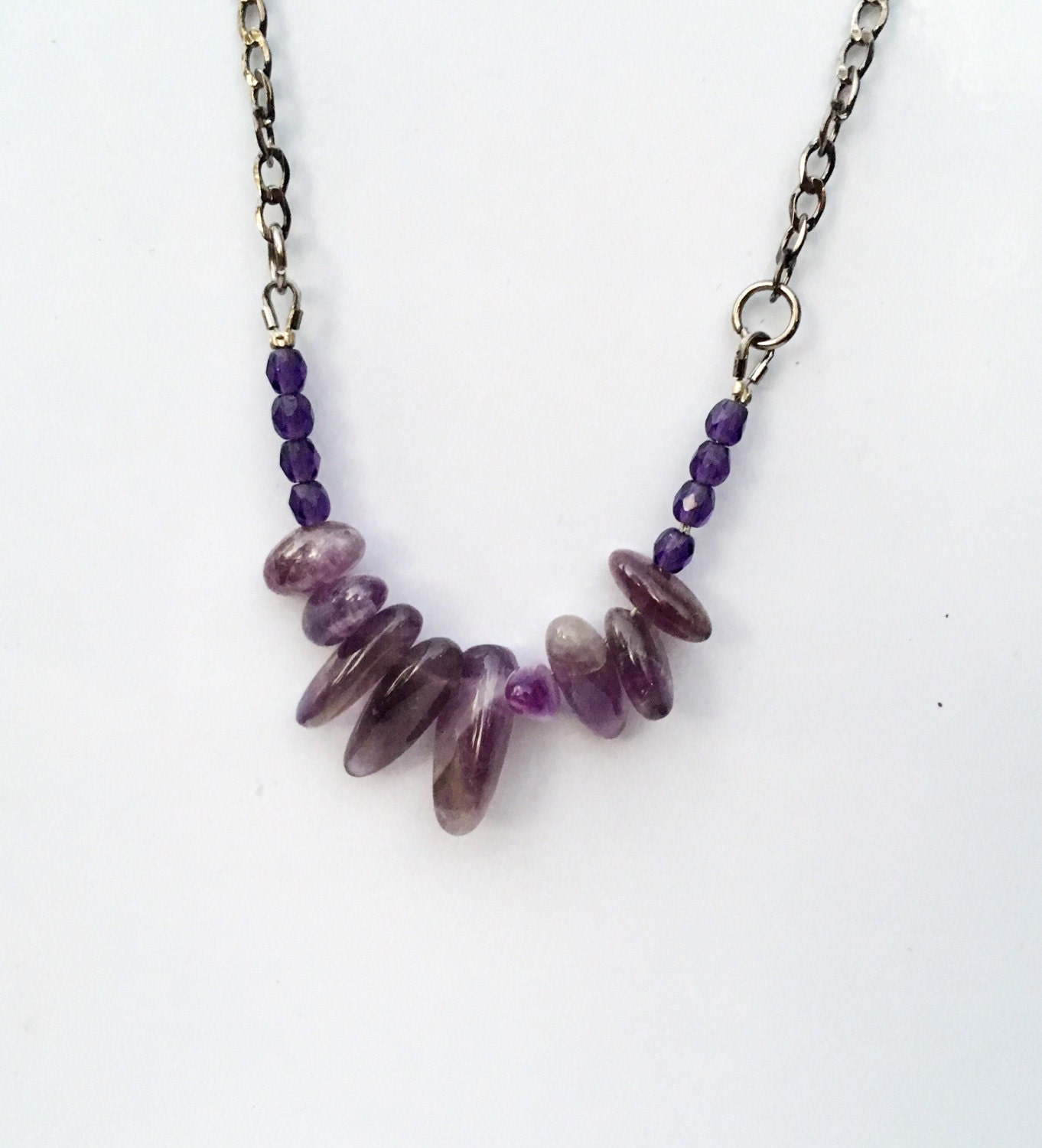 Verkauf Amethyst Chip Und Schwarz Kette Halskette, Geburtsstein Amyethyst Ovale Perlenkette von ShalomJewelry
