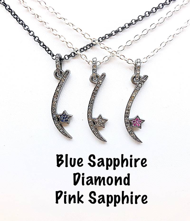 Verkauf Diamant Mond-stern-Halskette, Rosa Saphir Blauer Saphir-Diamant-Mond-stern-Halskette, Geschlecht Offenbaren von ShalomJewelry